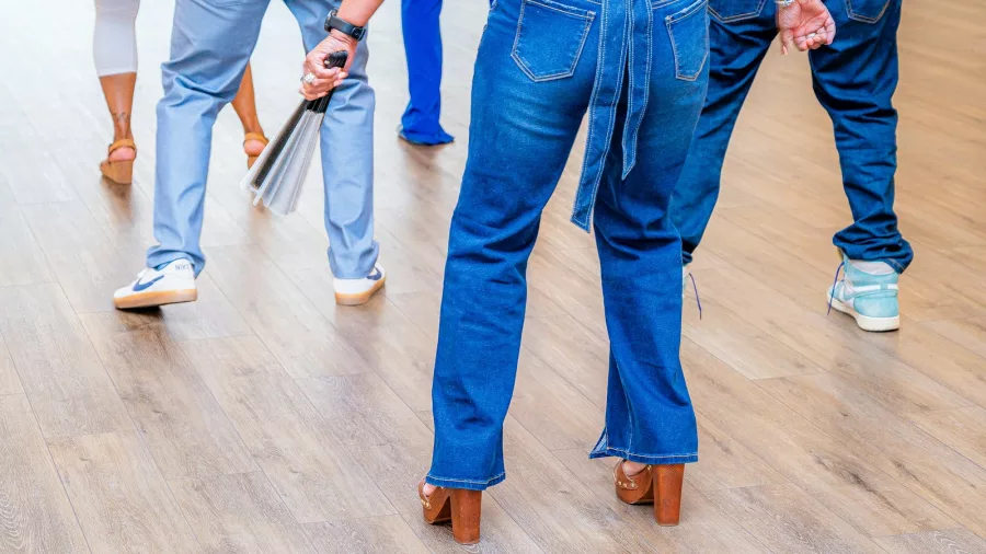 Lindy Hop Shoes: How to Choose Them